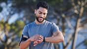 smartwatch,practice,run,body,tracking,fit,music,fitness,runner,s Runner,With,Fitness,Smart,Watch,,App,And,Check,Running,Time