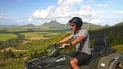 Auf Quads durch die Hügel von Mauritius
