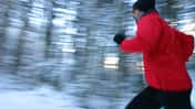Schnee-Laufen hält Sie fit im Winter