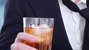 Koffein in Cocktails macht nicht wach, sondern verleitet zu dummen Entscheidungen