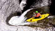 Wildwasser-Kajak fahren: Auf der Suche nach dem Kick im Wildwasser Wildwasser-Kajak fahren: Auf der Suche nach dem Kick im Wildwasser