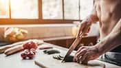 Mit unserem Ernährungsplan kitzelst du dein Sixpack hervor