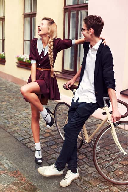 Humor beim Flirten zahlt sich aus Humor beim Flirten zahlt sich aus