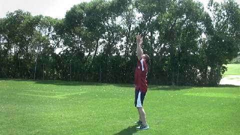 Ballwürfe trainieren Koordination, Konzentration, Kraft und Ausdauer.